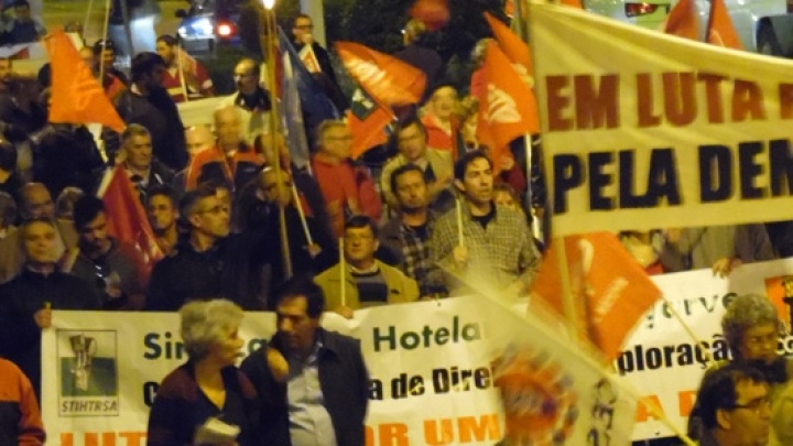 Marcha nacional da CGTP-IN arranca com centenas de trabalhadores em Faro