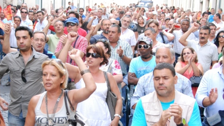 Tribuna Pública apela à mobilização para 1 de Outubro
