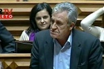 Nem mais um dia deste governo, como amanhã se ouvirá por todo o país