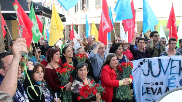 Contacto com a população no Funchal