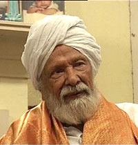 harkishan-singh-surjeet.jpg