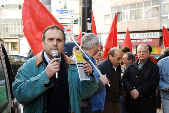 Com o PCP,  Lutar e Vencer