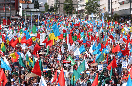 Marcha: Protesto, confianca e luta