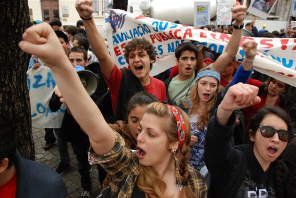 Manifestacao dos estudantes ens. secundario em Lisboa