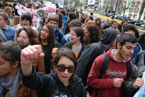 Manifestacao dos estudantes ens. secundario em Lisboa