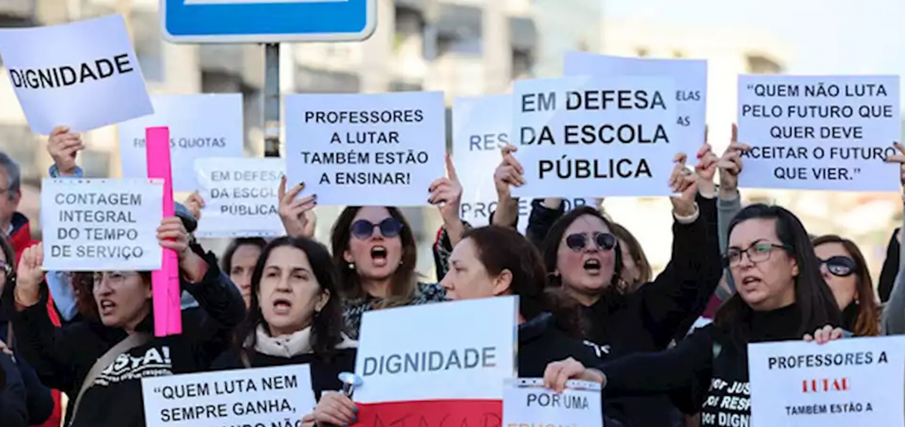 Defender a Escola Pública, respeitar e valorizar os Professores e Educadores