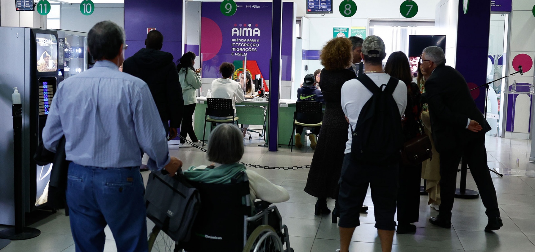 Programa de emergência para a regularização dos processos de autorização de residência pendentes na AIMA