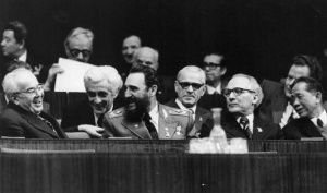 Com Fidel Castro e Honnecker