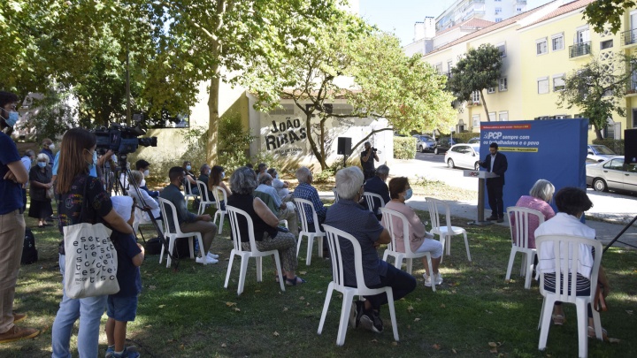 «A continuidade do maior aeroporto do país em Lisboa constitui um insuportável fardo para a cidade e para todos os que nela vivem e trabalham»