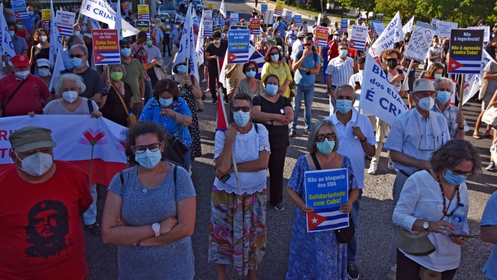 Não ao Bloqueio dos EUA! Cuba Vencerá