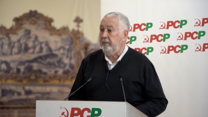 Eixos e opções económicos para um CEDN conforme a Constituição 