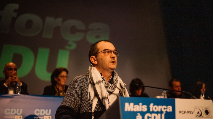 Tomando a iniciativa, reforçando o Partido e a JCP, estamos em condições de responder às novas exigências