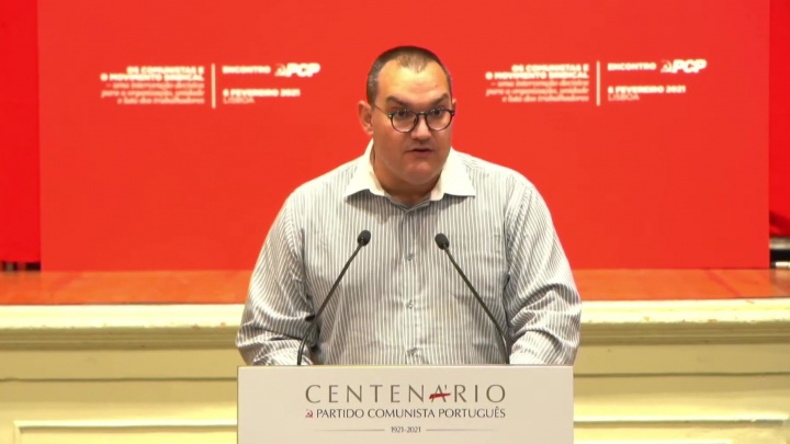 A ofensiva ideológica do capital