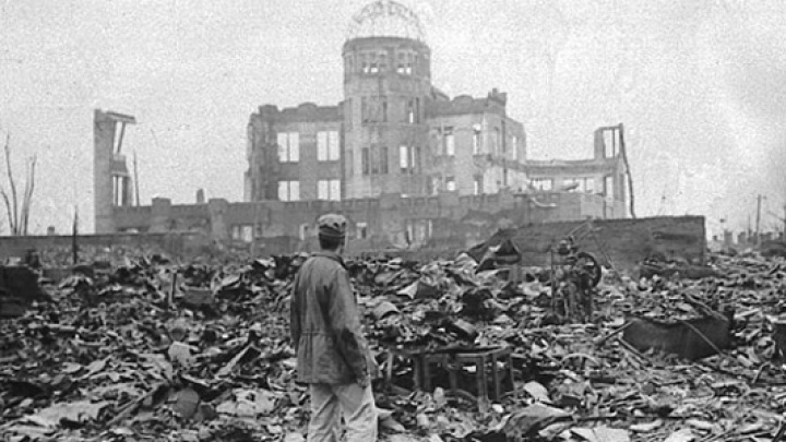 Hiroshima and Nagasaki - 70 years after grow threats to world peace 