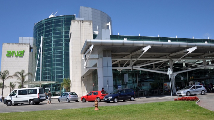 ANA Aeroportos de Portugal: Quinto aumento de taxas em três anos já somam 26% - Falsos pretextos não escondem consequência das privatizações!