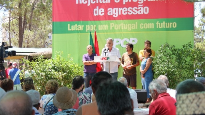 Só a luta dos trabalhadores pode travar o pacote laboral e derrotar o Pacto de Agressão