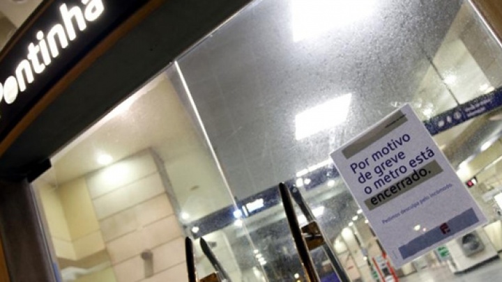 O PCP saúda os trabalhadores em luta