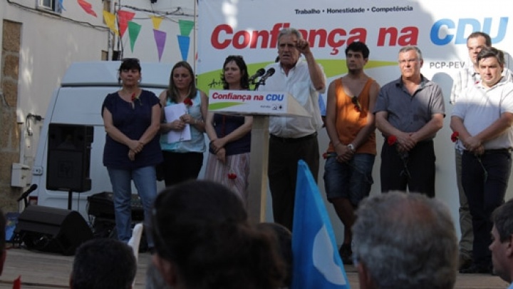 Este governo está derrotado