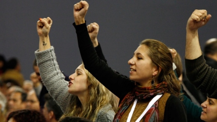 Mudar de política para mudar a vida das mulheres - Retomar os valores e os direitos conquistados com Abril