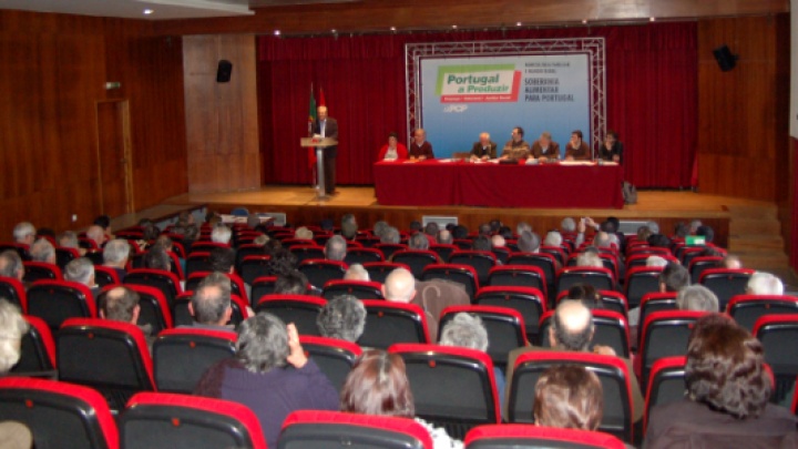 Defender a agricultura familiar e a soberania alimentar