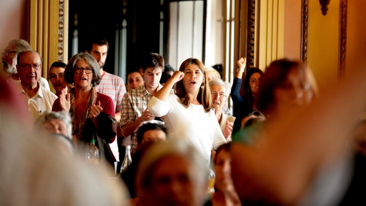 «Transportem para o voto a vossa indignação»