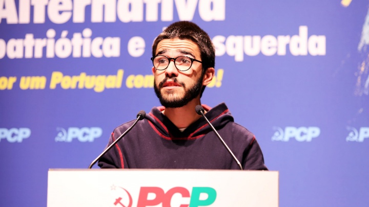 Alternativa patriótica e de esquerda e a resposta aos direitos e anseios da Juventude