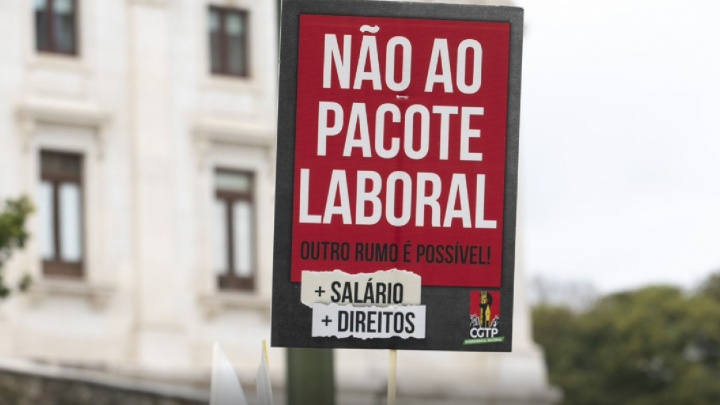 PCP propõe debate sobre ofensiva na UE contra os direitos laborais