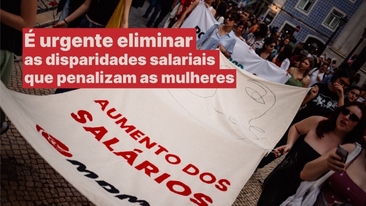 É urgente eliminar as disparidades salariais que penalizam as mulheres