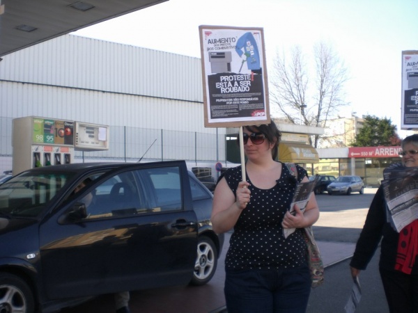 Acção de protesto contra o aumento do preço dos combustiveis