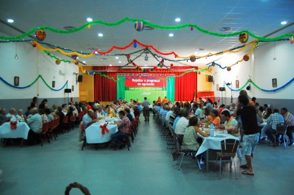 Almoço-convívio, em Benfica do Ribatejo