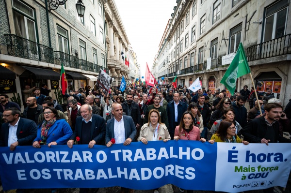 Comício CDU enche Rossio