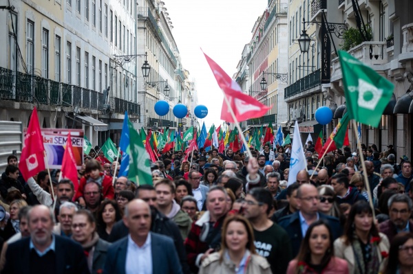 Comício CDU enche Rossio