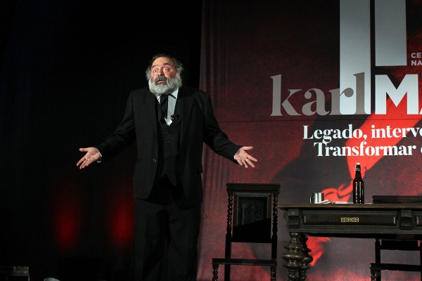 Comício Comemorativo do II Centenário do nascimento de Karl Marx