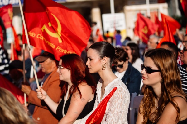 Comício em Almada