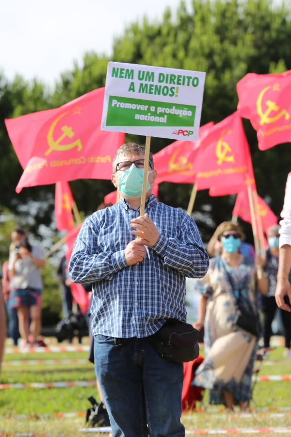 Comício «Nem um direito a menos. Confiança e luta por uma vida melhor»