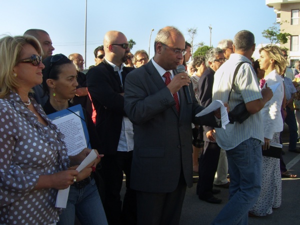 Concentração das populações contra o encerramento das Urgências Pediátricas do Barreiro e Setúbal