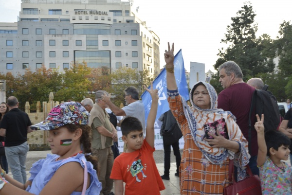 Concentração "Pela Paz no Médio Oriente! Pelos direitos do povo palestiniano"