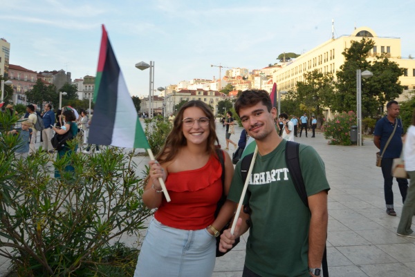 Concentração "Pela Paz no Médio Oriente! Pelos direitos do povo palestiniano"