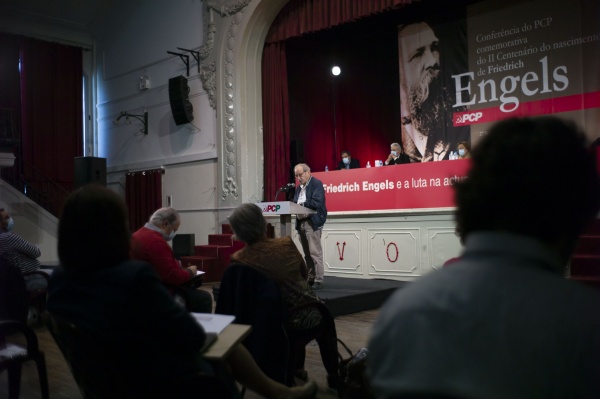 Conferência do PCP «Engels e a luta na actualidade pelo socialismo»