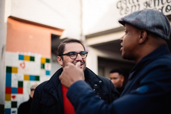 Contacto com a população e Associações na Cova da Moura