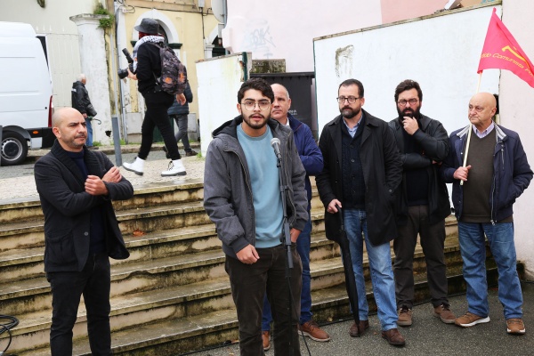 Contacto com população das Caldas da Rainha