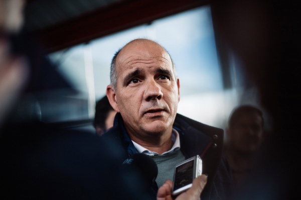 Contacto com trabalhadores da Autoeuropa