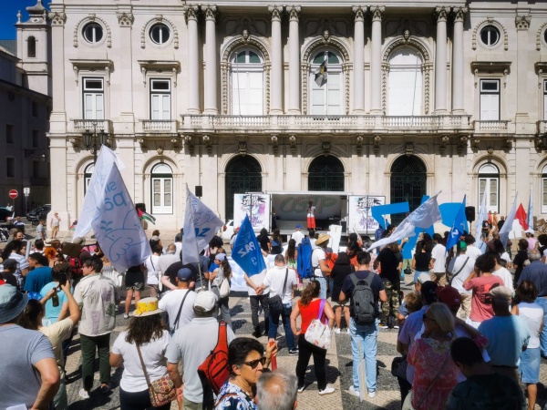 Desfile «Parar a guerra - Dar uma oportunidade à paz», Lisboa