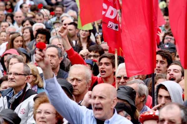 Desfile popular comemorativo do 41º aniversário do 25 de Abril
