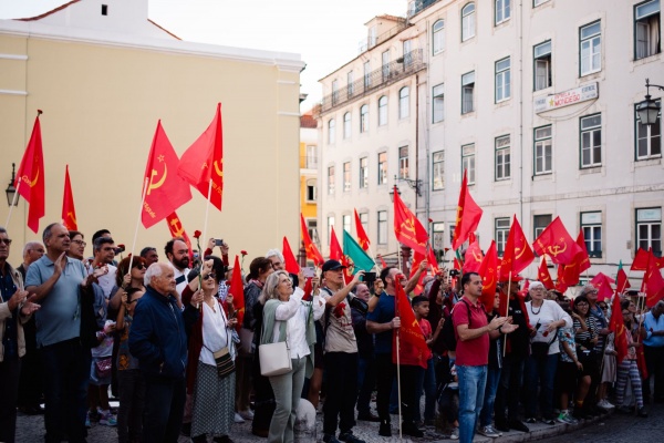 Inauguração do Mural Colectivo de Azulejos «Cumprir»