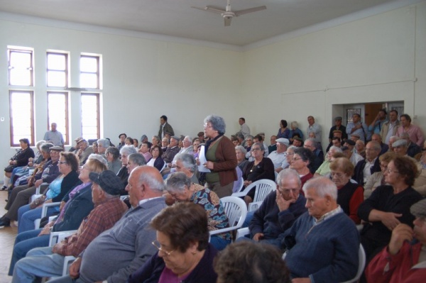 Sessão com a população sobre o encerramento de serviços públicos no Couço
