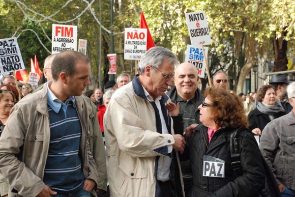 Manifestação da campanha «Paz Sim, NATO Não»