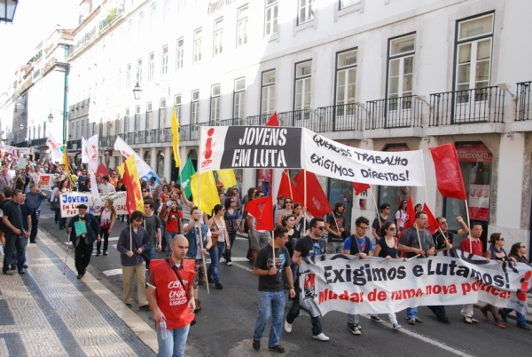 Manifestação nacional de jovens trabalhadores - Interjovem - CGTP/IN - 1 de Abril 2011