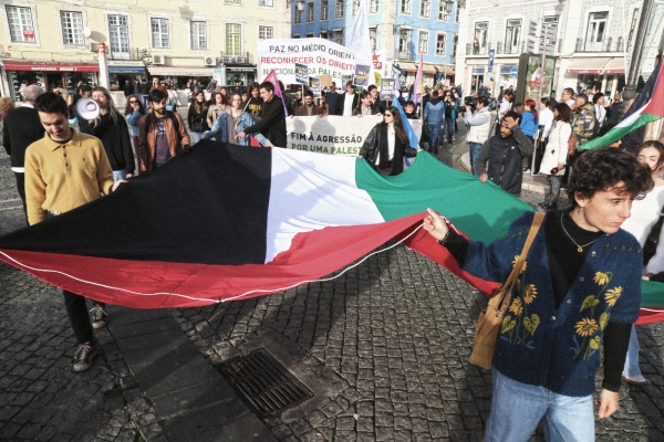 Manifestação pela Paz no Médio Oriente e pelos direitos do Povo Palestiniano