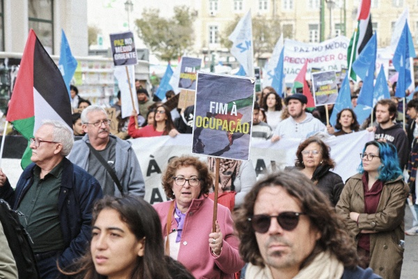 Manifestação pela Paz no Médio Oriente e pelos direitos do Povo Palestiniano